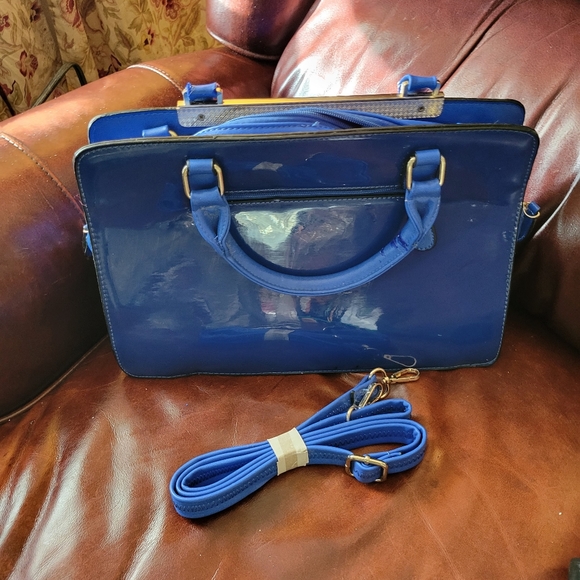 Seriously gorgeous Louis Vuitton purse.Of course vintage just stunning - Picture 2 of 12